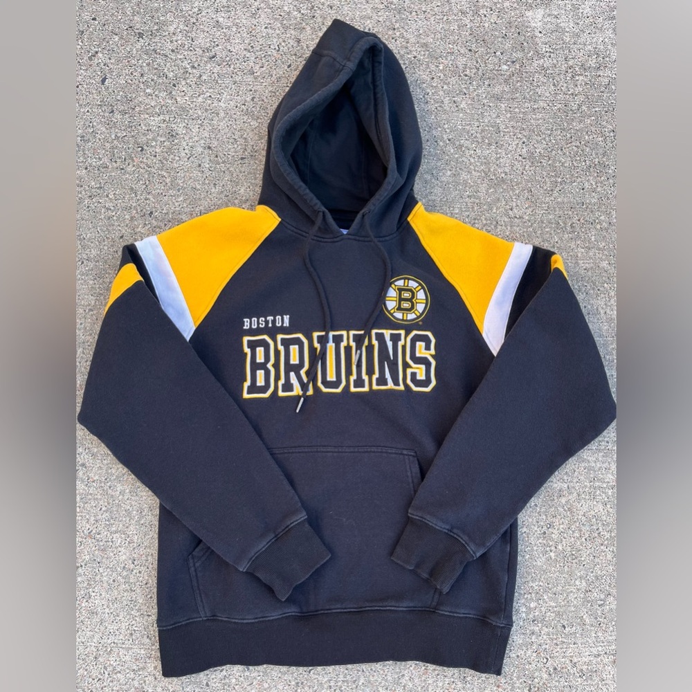 Vintage STARTER NHL Hockey Boston Bruins Pullover Sweater - Size Medium